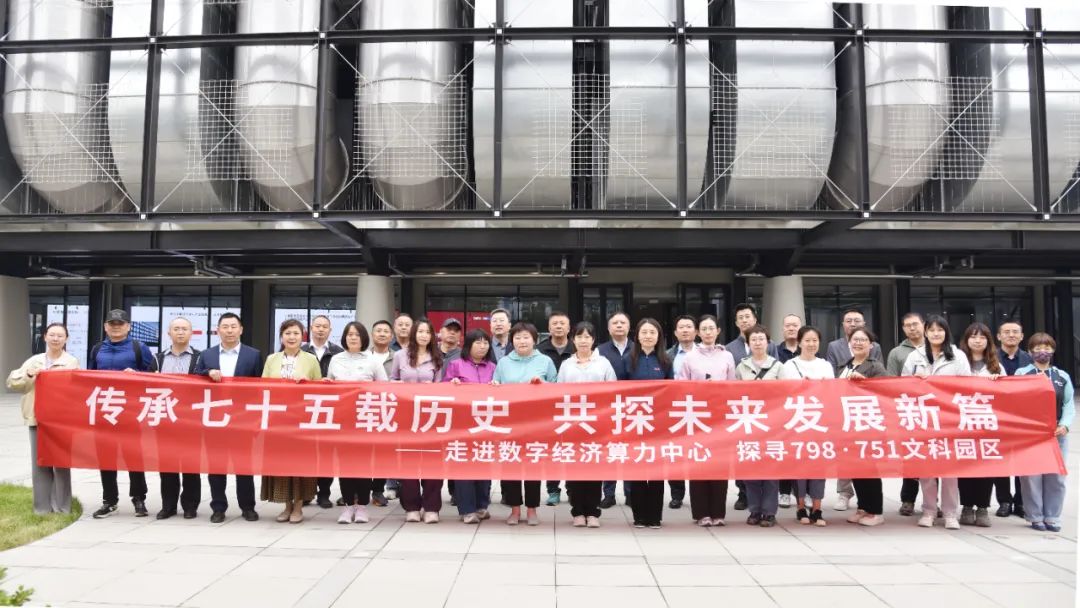 1748311865995139.jpg 640.jpg